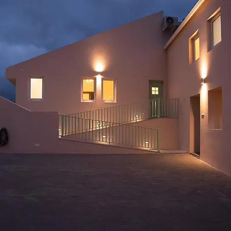 Marta - Toutinegra * Vila Franca do Campo